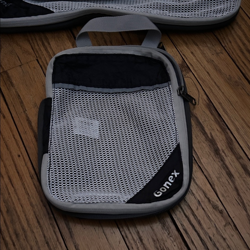 GONEX Black and Gray Travel Bag Set - Picture 3 of 9